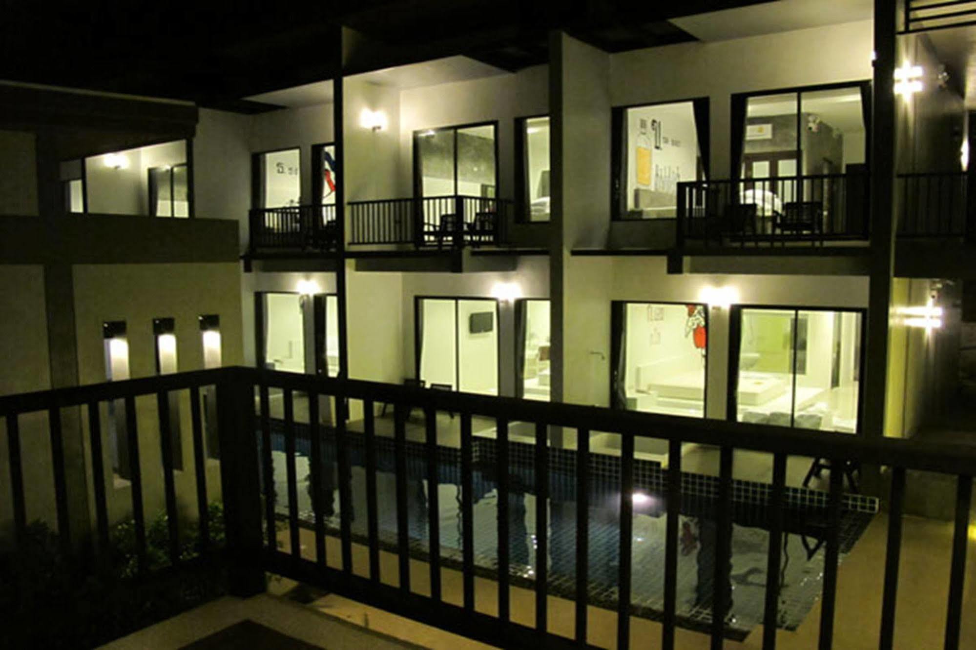Alphabeto Resort Nai Harn Exterior foto